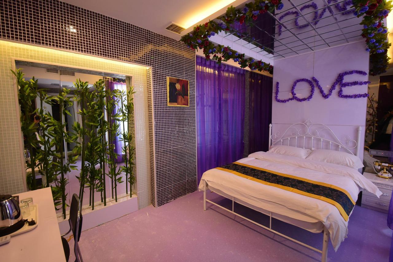 Century Hua Na Loves Boutique Hotel Qingdao Exterior photo