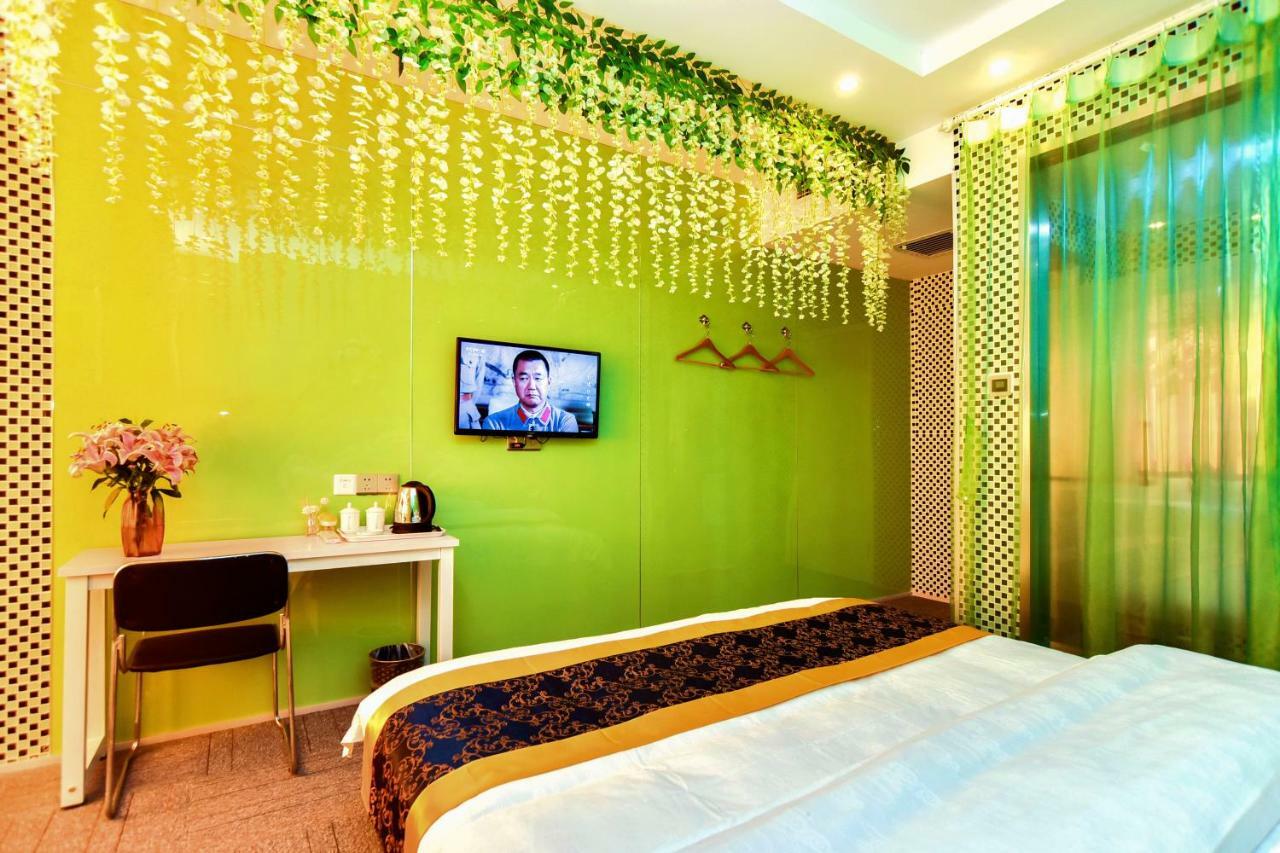 Century Hua Na Loves Boutique Hotel Qingdao Exterior photo