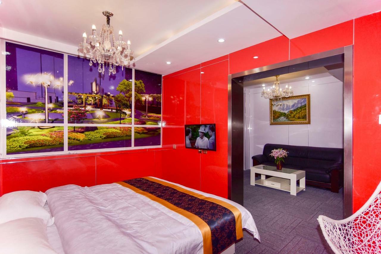 Century Hua Na Loves Boutique Hotel Qingdao Exterior photo